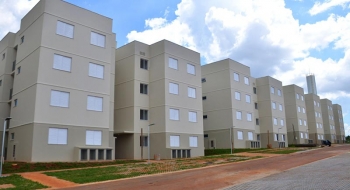 Caiado lança edital para sortear 83 apartamentos em Aparecida